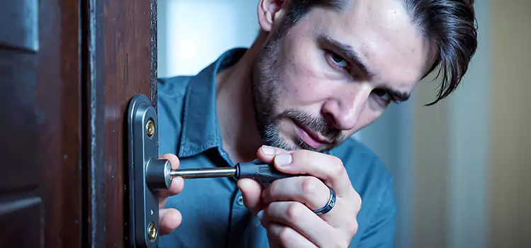 Eviction Locksmith Wakefield